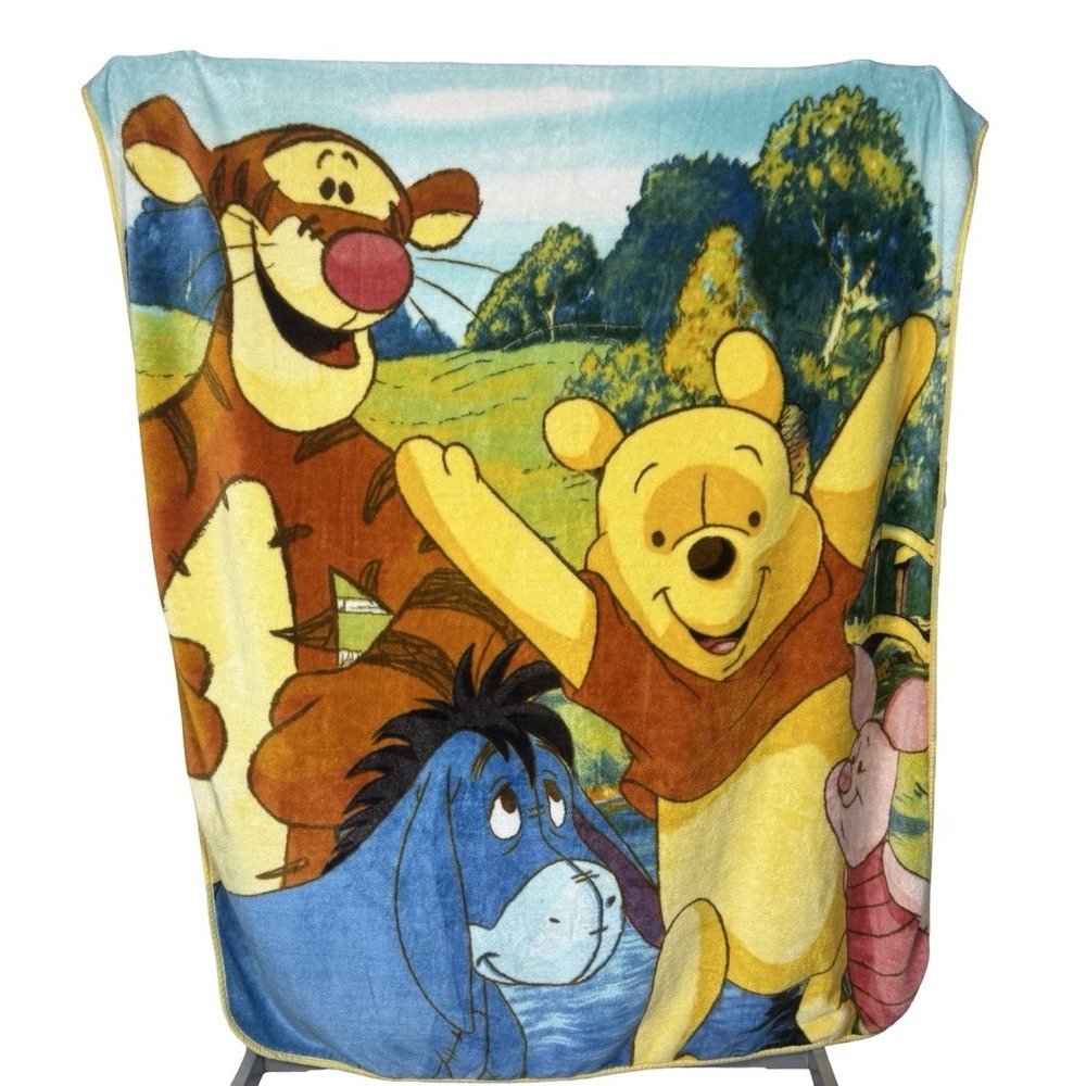 Disney Winnie The Pooh‎ Plush Blanket Fleece Piglet Tigger Eeyore Large